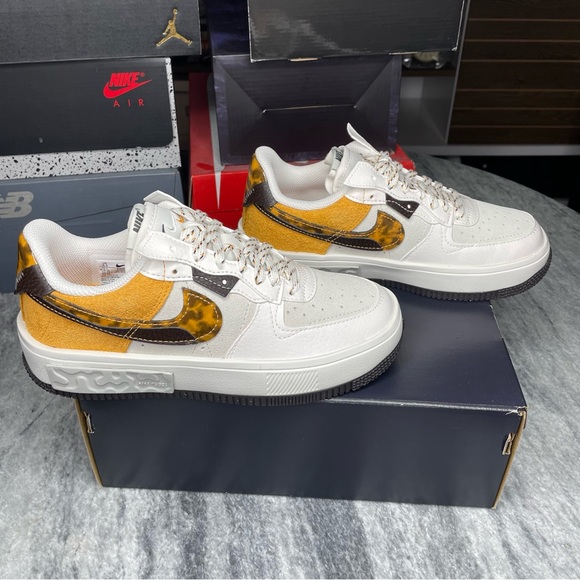 Nike Air Force 1 Low Fontanka - women’s sz 5.5 - Picture 2 of 6